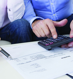 Calculator Meeting Figures_144CMYK_Images_240x260.jpg