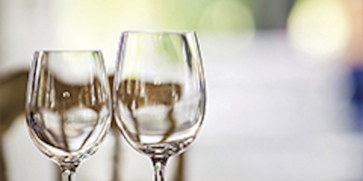 Dinner WineGlasses_144CMYK_Images_240x260.jpg